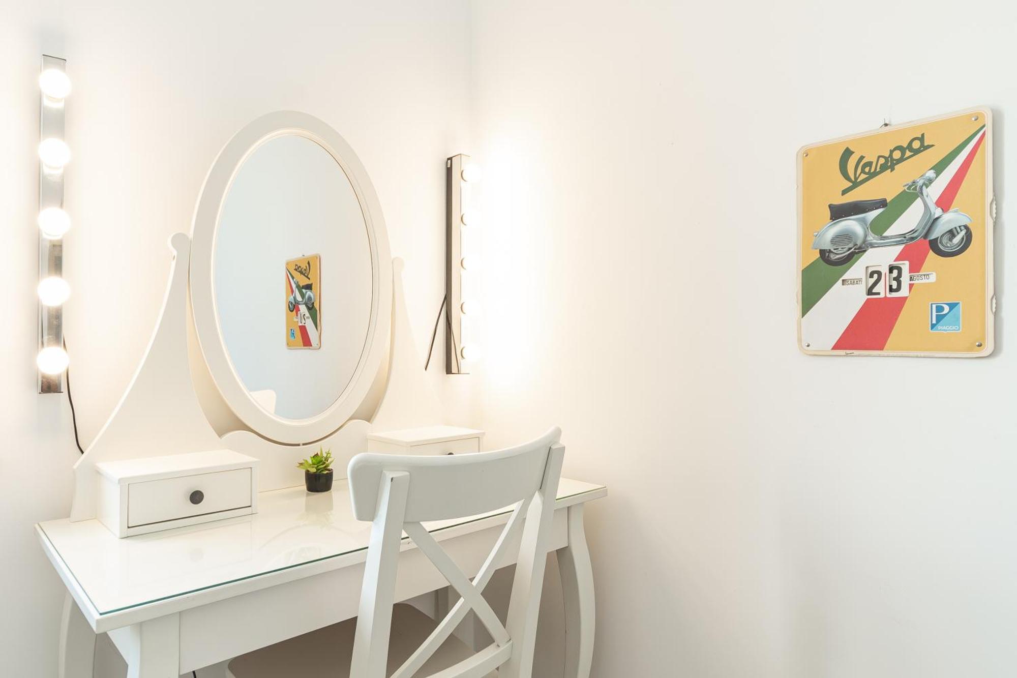 Spacious 3-Bedroom Apartment - 10 Min To City Center & 5 Min To Gaslini Hospital Génova Exterior foto