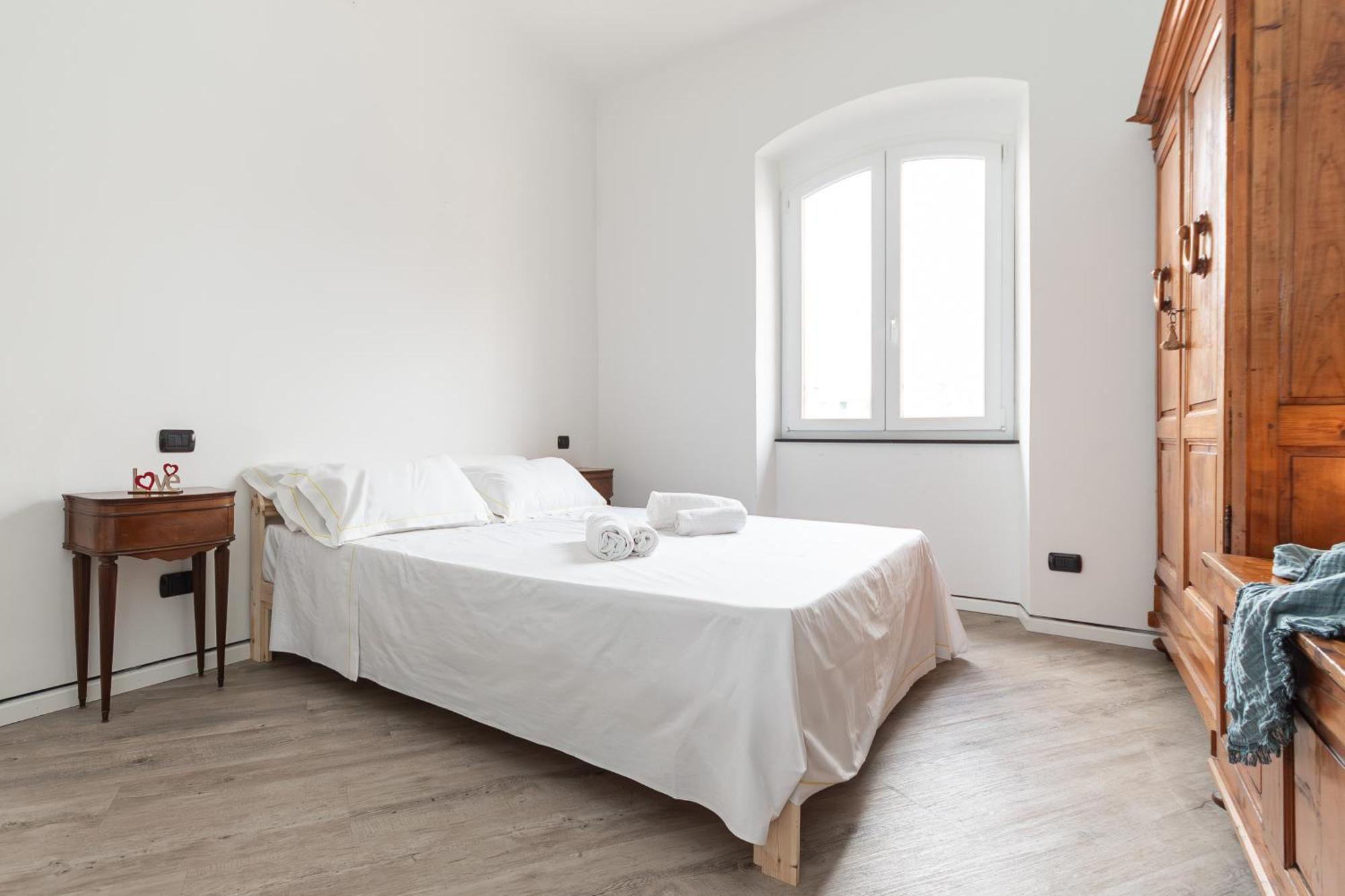 Spacious 3-Bedroom Apartment - 10 Min To City Center & 5 Min To Gaslini Hospital Génova Exterior foto